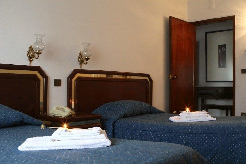 Hotel Turismo De Tabua Екстериор снимка